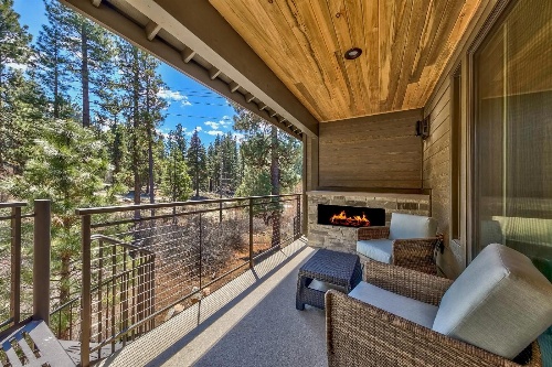 New Luxury Vacation Home In South Lake Tahoe Townhouse